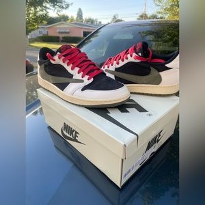 Travis Scott Jordan 1 Low “Olive”